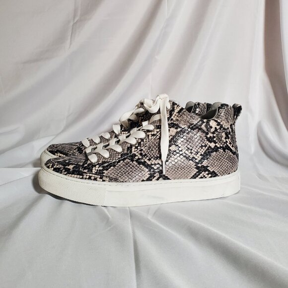 J/Slides Sneaker - Picture 2 of 3